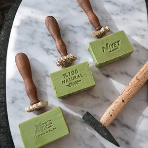 Messing zeepstempel, natuurlijke handgemaakte zeepstempel, messing zeepvorm, op maat gemaakte zeepstempel, zeepbenodigdheden, logo zeepstempel, mal voor zeep