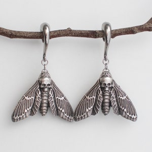 Death's-Head Hawk Moth Ear Weights 4mm / 8mm  (6G / 0G)