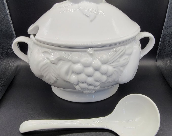 Over and Back Inc Ciao Italia 12 3/4 Pasta Bowl Etsy