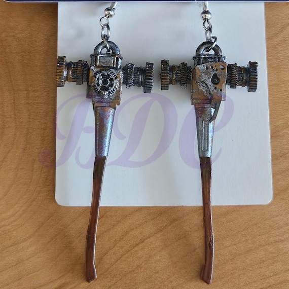 Heisenberg Hammer Earrings Cosplay Resident Evil Village Necklace Jewelry HANDMADE