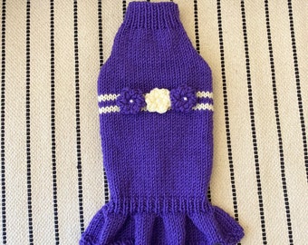 FEMALE ONLY)))100% Handmade Wool yarn Dog sweater for 10-14lb Custom made Dachshund