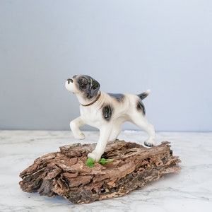 Figura de perro de caza vintage de Japón/ Figura de perro de cerámica/ Figura de los años 50/ Miniatura vintage/ Perros kitsch/ Perro retro MCM/ Perro pointer