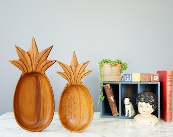 Vintage Wooden Pineapple Trays Hawaii/ 1960s-70s Bowl/ Vintage Monkey Pod Wood Bowl/ Tropical Decor/ Vintage Home Decor/ Farmhouse Decor