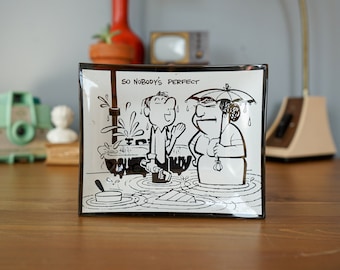 Vintage Humor Glass Bent Art Glass/ 1960s Trinket Dish/ Houze Art Glass Tray/ Midcentury Modern Tray/ Atomic Retro Dish/ Retro Home Decor