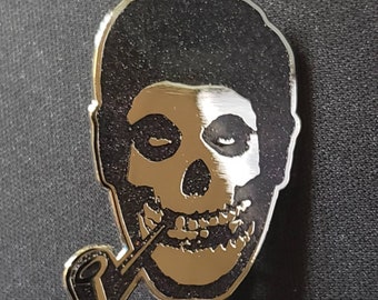 Crimson Bob Geist Schädel Emaille Ansteckstift Kirche des Subgenie Mistfits Mashup Halloween