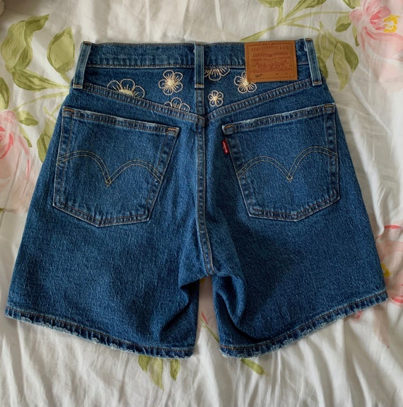 Short brode floral Levi 501