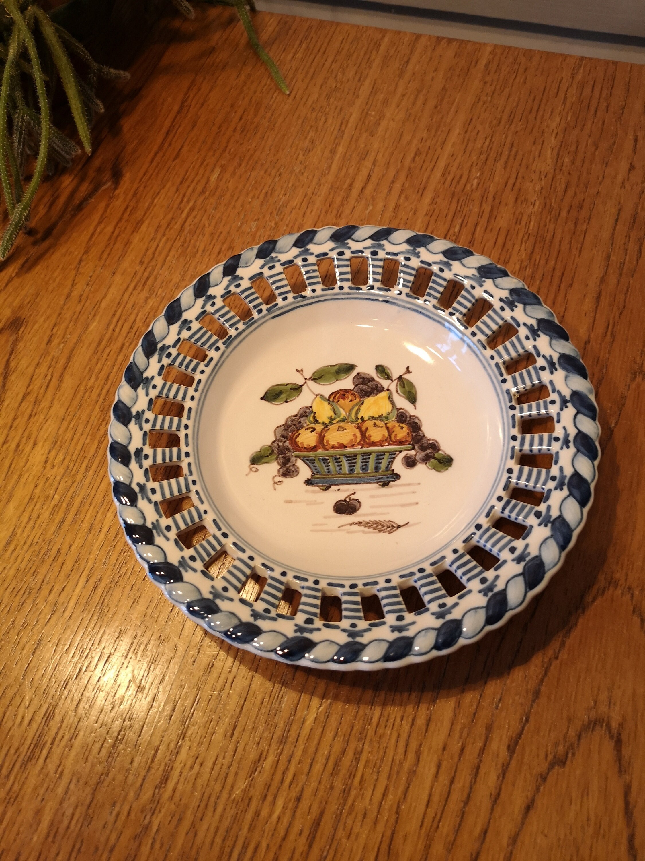B-Set / Tichelaar Makkum サイドプレート Decorative Plate Makkum With Fruit Bowl and Openwork Edge