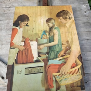 Cartel de exhibición de tienda de los años 70, RDA, cartel de tienda de la era soviética, lavadora, familia de los años 70