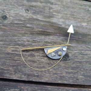 80s geometric metal brooch, brass brooch, true vintage