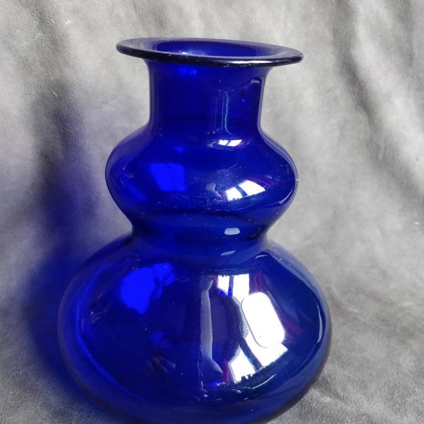 Blue harzkristall Vase, blue Glass Vase, ca 1960s, 1970s, east German , Harz crystal