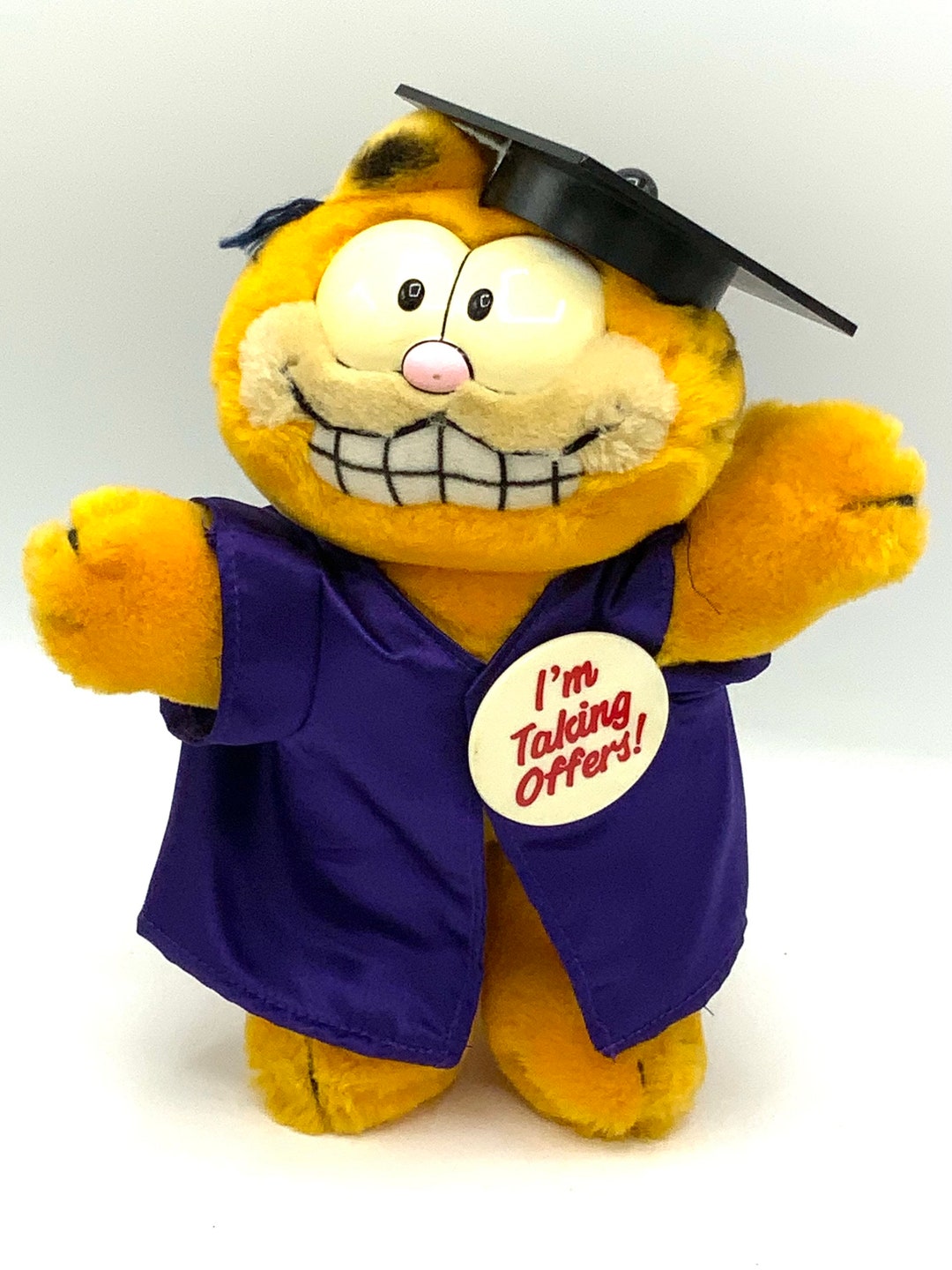 Garfield ぬいぐるみ 卒業キャップ付き il_1080xN.4216566486_nopf.jpg