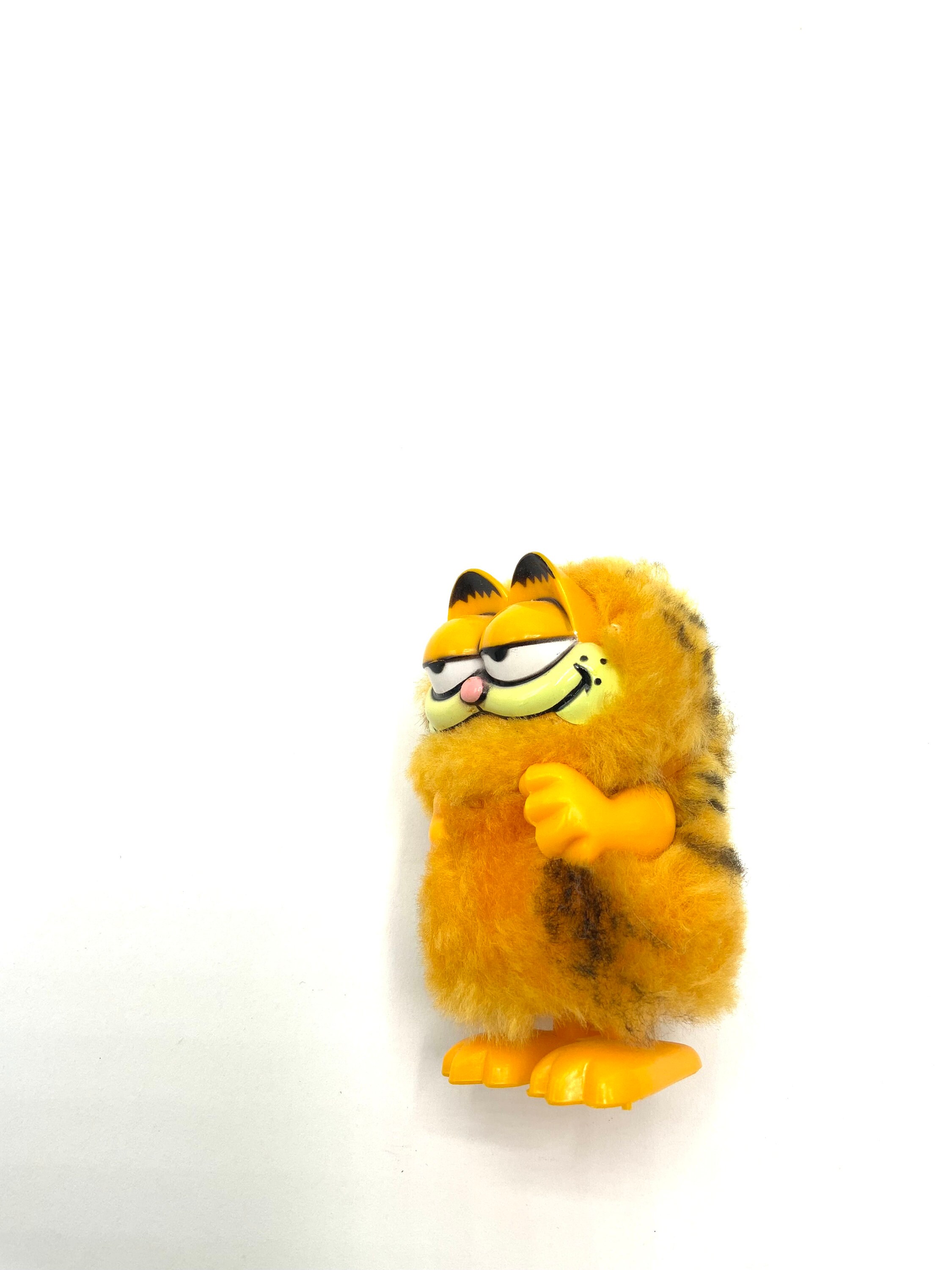 Gorgeous Collectible and Vintage Garfield Wind up Walking