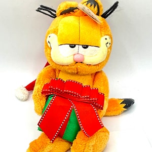 Gorgeous collectible vintage stuffed Garfield with big presents, push toy, cat, orange.  by Beanie Buddies