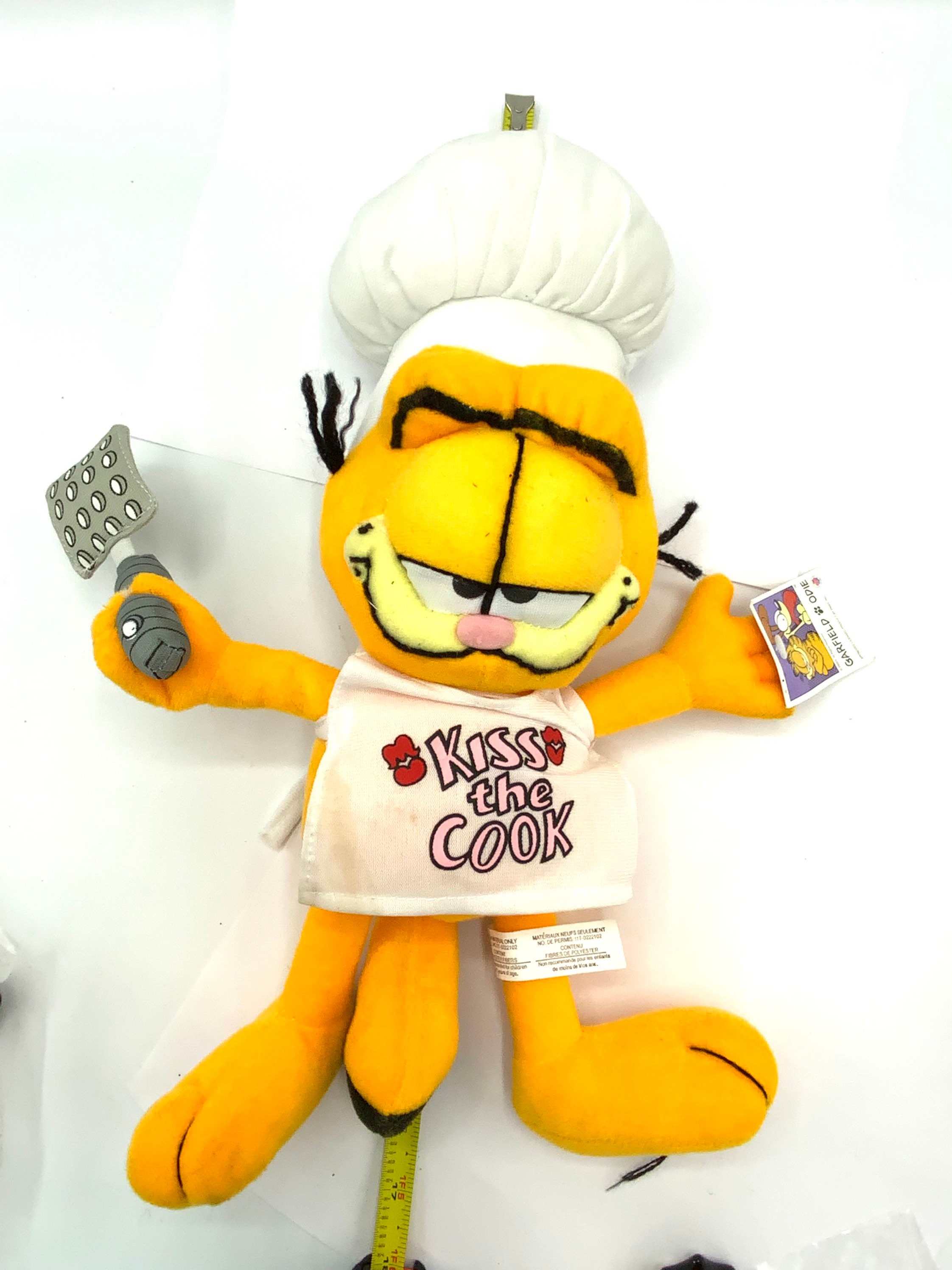 Garfield ぬいぐるみ シェフ姿 il_fullxfull.4199220101_50sz.jpg