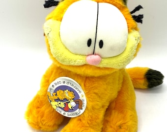 Vintage Garfield stuffed animal  sitting, cat, orange.