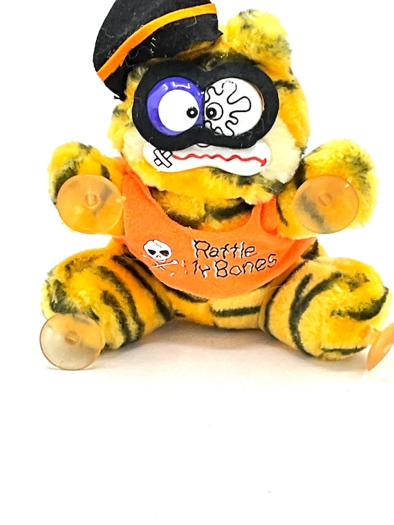 Gorgeous Collectible Garfield Halloween Suction, Rattle by Bones