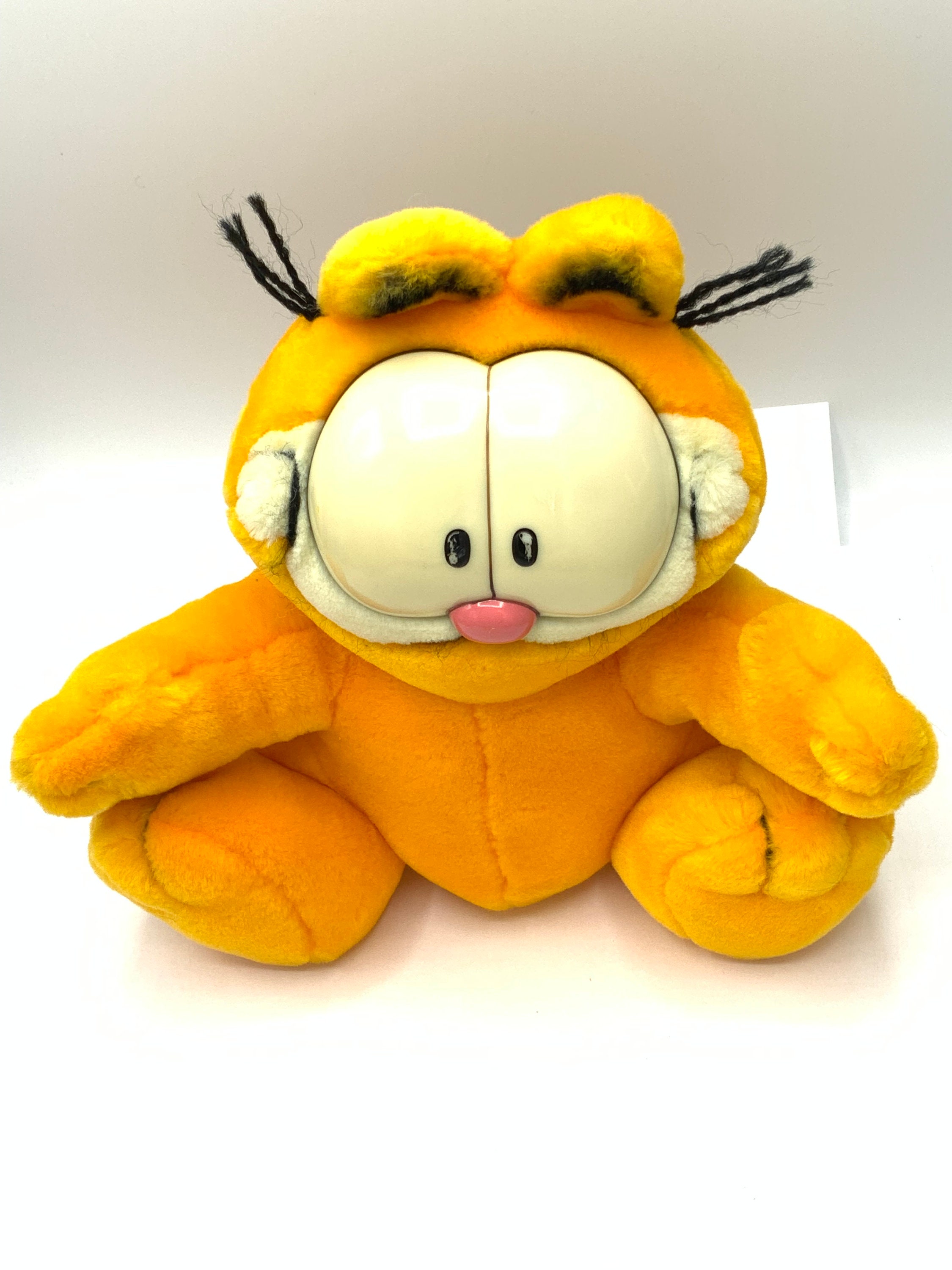Gorgeous Collectible and Vintage Garfield Stuffed Animal, Soft