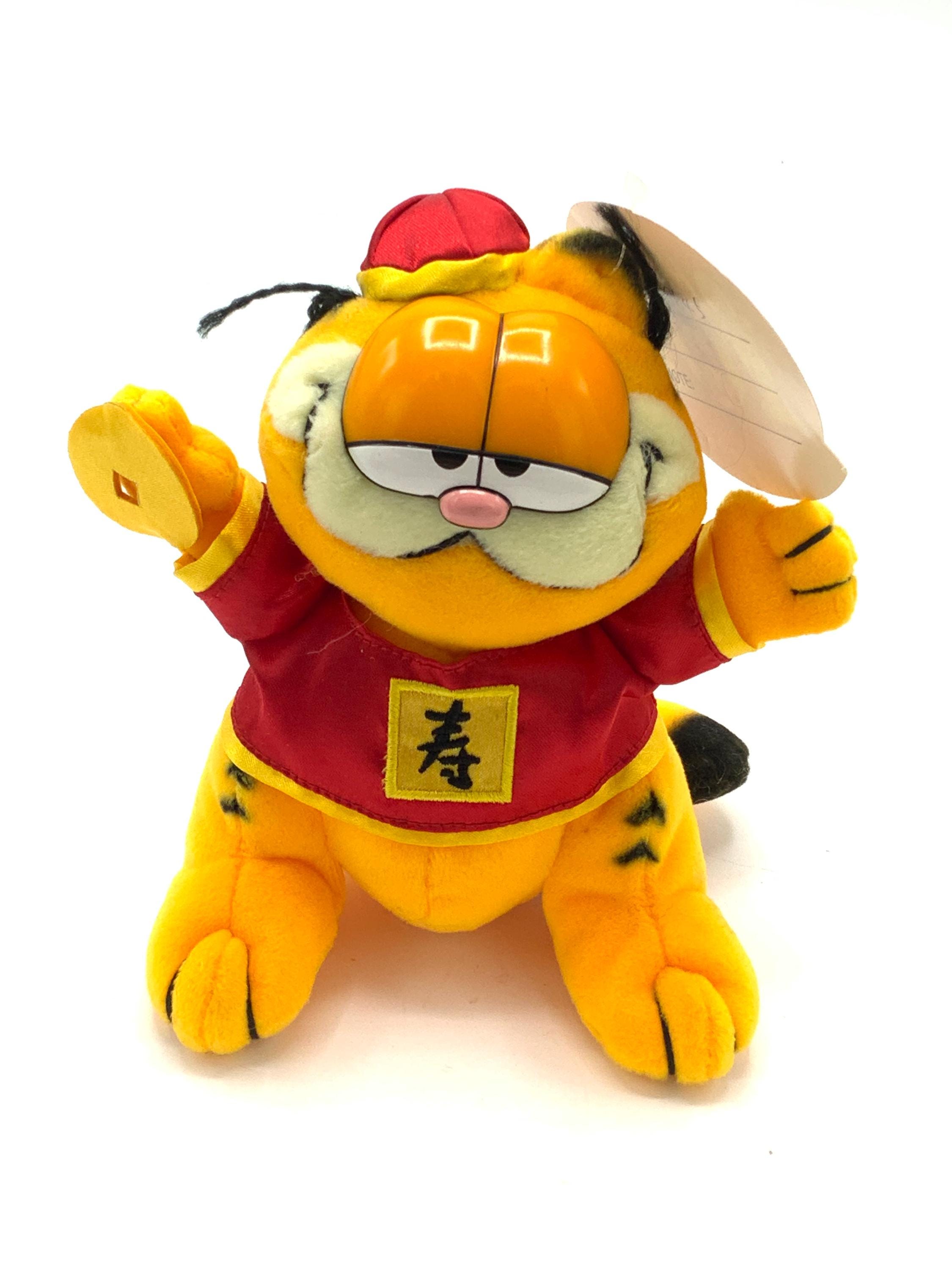 Gorgeous Collectible and Vintage Garfield Asian Cat, Stuffed, Push