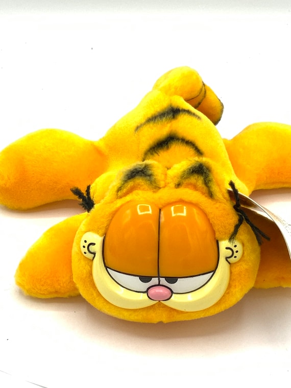 Gorgeous Collectible and Vintage Stuffed Garfield , Cat and Soft