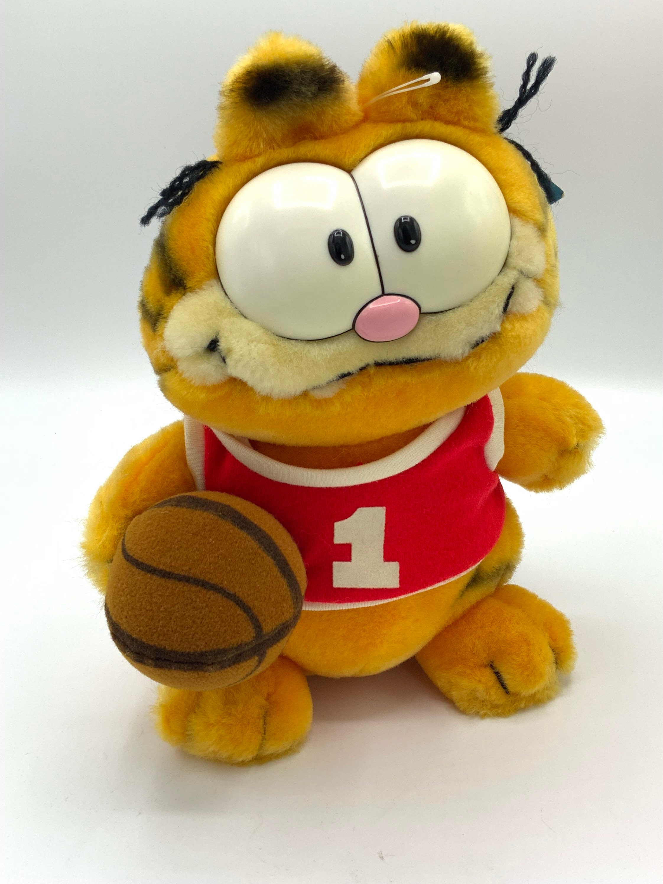 PALACE - Palace Skateboards Garfield Toy ガーフィールド Gorgeous Collectible and Vintage Garfield as Basketball