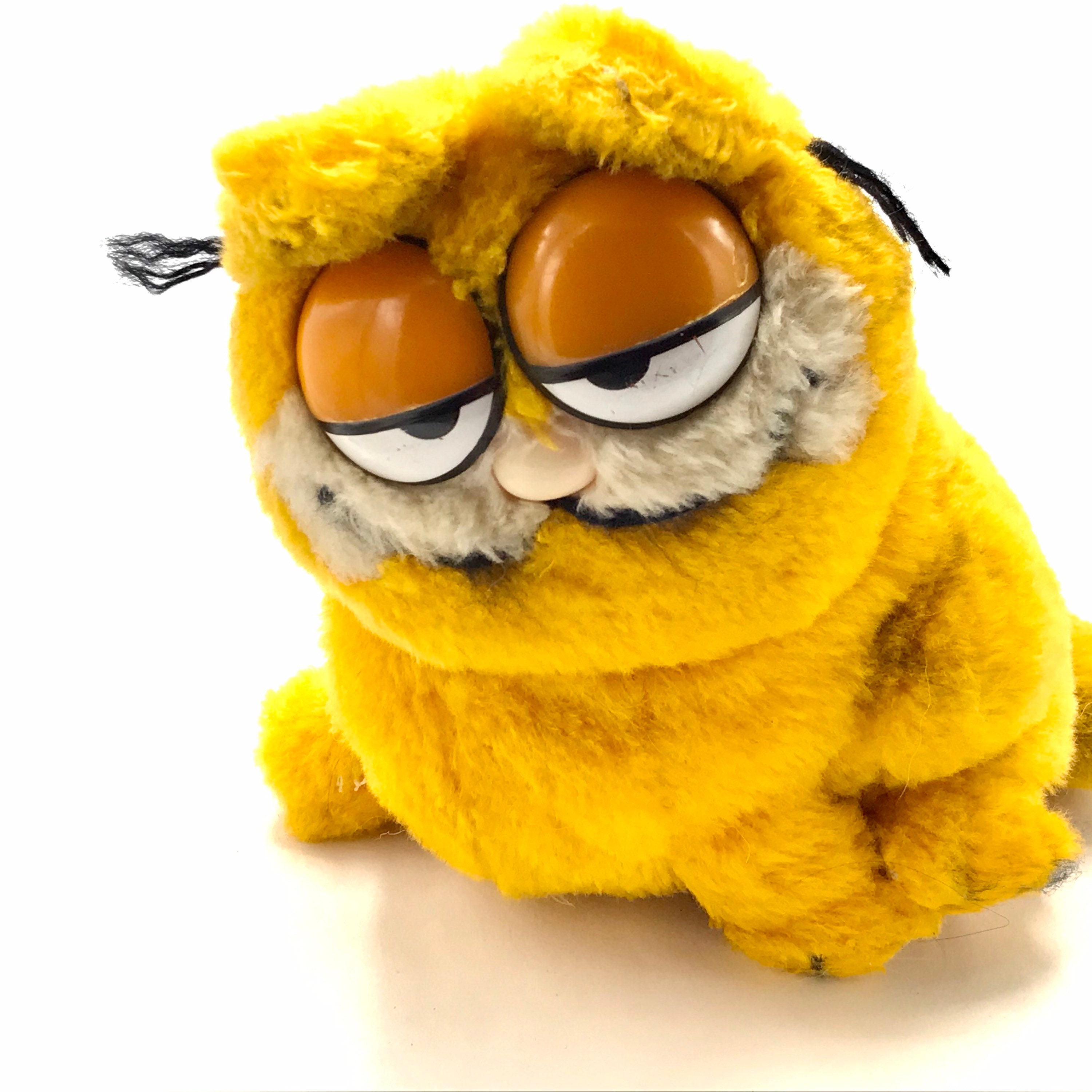 Vintage Garfield Stuffed Animal Sitting. - Etsy