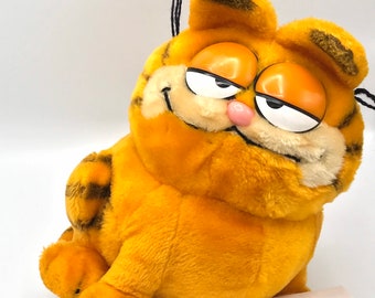 Gorgeous collectible and Vintage Garfield is sitting, stuffed animal, large approximate 12 inches, cat.