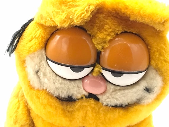 Vintage Garfield Stuffed Animal Sitting. Six Inches Tall. - Etsy