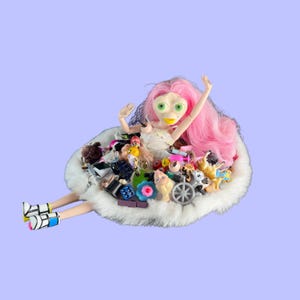 Long Furby Trash Doll