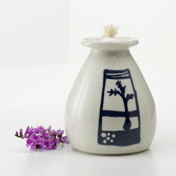 Oil Burner Ceramic Lamp, citronella mozzie repellant, hand thrown & decorated white stoneware pottery, handmade lamp, scented oil light
