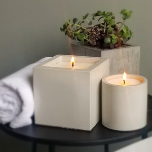 Concrete Candles White Tea
