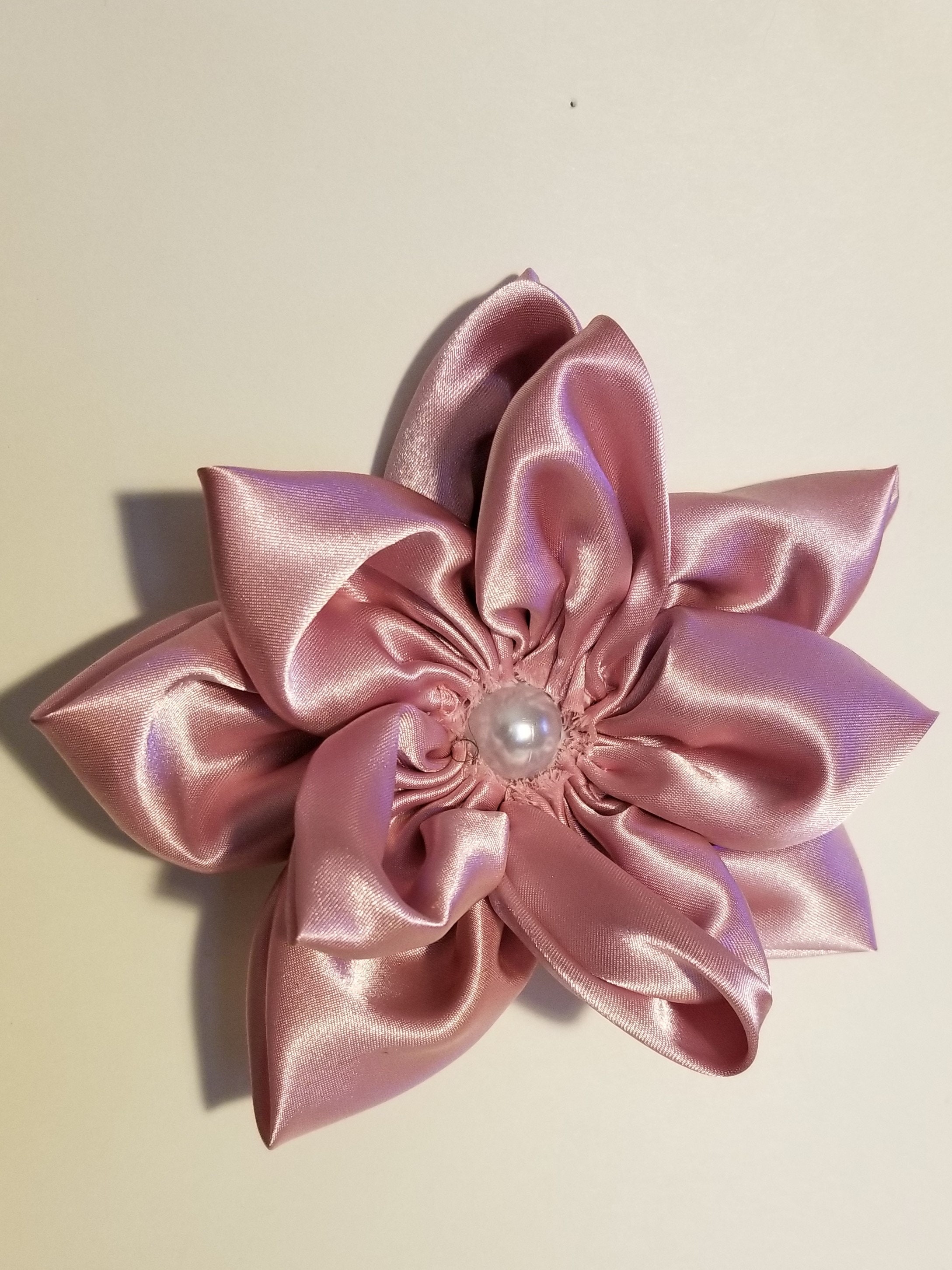 Broche de flores de tela de satén rosa Etsy España