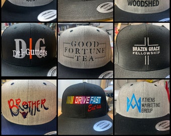 Gorra Snapback con visera plana PERSONALIZADA