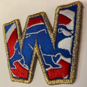 Run for the W Iron on patch Gold 2pk image 2