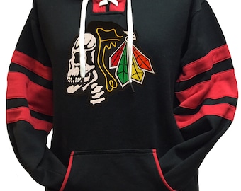 Bluza z kapturem Fear The Feathers Skull Game Day Hockey w kolorze CZARNO-CZERWONYM
