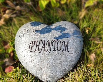 Small Heart Pet Dog Memorial Stones Grave Markers, Paw Prints Pet Dog Garden Stones Tombstones Headstones Engraved with Name and Dates