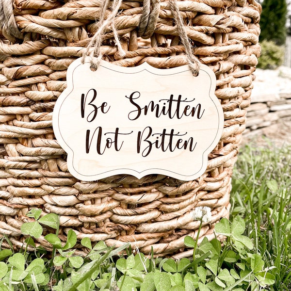 Be Smitten Not Bitten Bug Spray Wood Sign, Garden Wedding Sign, Reception Wedding Sign, Bug Spray Sign, Favor Table Sign, Backyard Wedding