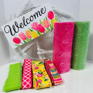 Welcome Tulips DIY Wreath Kit