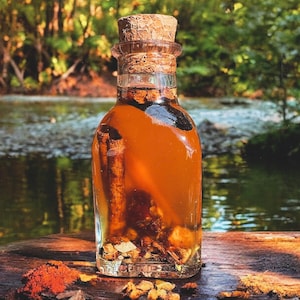 High John The Conqueror Root Ritual Oil