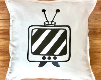 Retro TV Throw Pillow Case