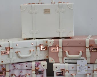 Scatola portaoggetti per abiti da sposa, con 1 guanto in microfibra e 100 fogli di carta velina priva di acidi, per riporre abiti da sposa (71 x 40 x 17 cm, beige