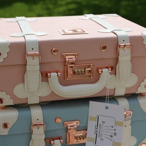 Romantic Bridal Keepsake Wedding Trunks – Personalized Memory Boxes Grande & Petite by Daisy Fields | Dress, Shoes, Jewelry Storage