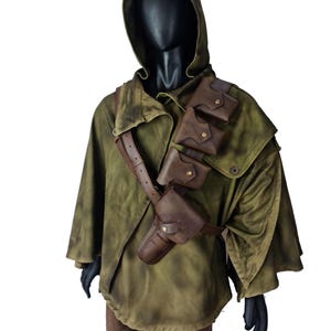 Green poncho with belt inspired by Jedi survivor