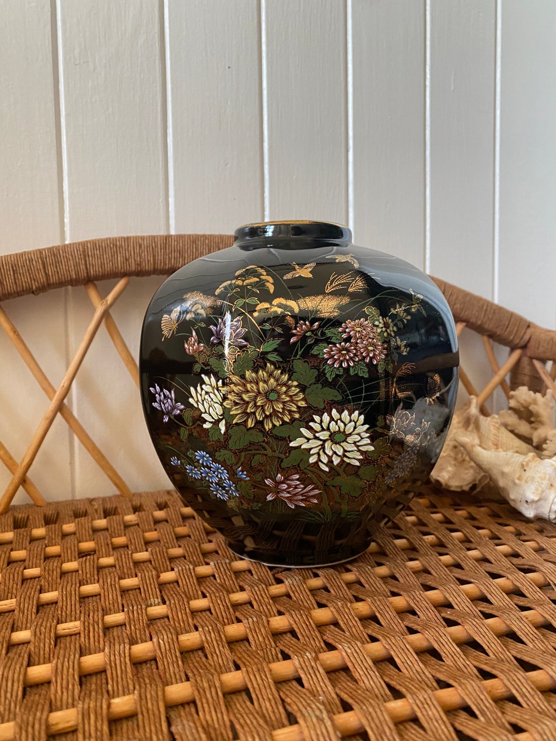 Large Vintage Japanese Floral Vase Urn Shaped Vase Oriental Vase