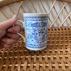 Vintage Staffordshire England ‘Crown Classic’ Fine Bone China Mug | Earl Gray Mug | Blue and White Tea Cup