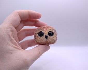 Handmade brooch owl crochet jewelry pin bird