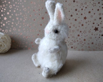 Miniature white bunny tiny crochet rabbit mini animal for gift dollhouse pet interior toy