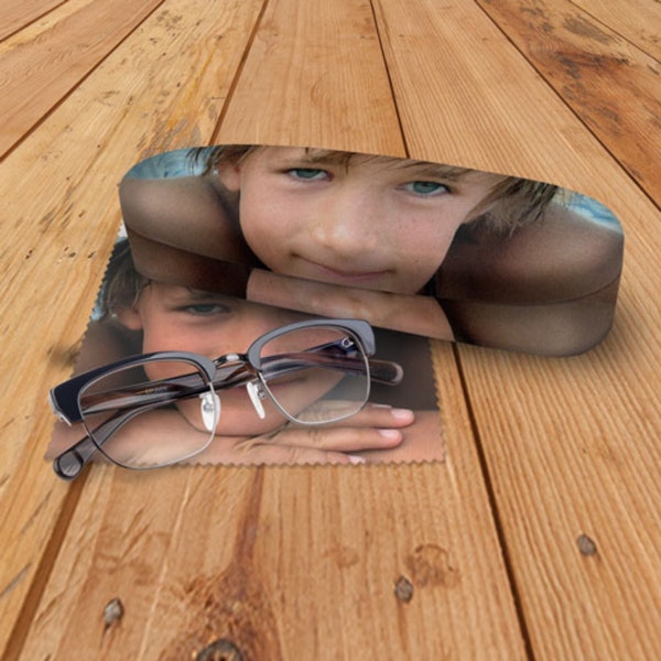 Personalised Photo Glass Case, Tough Scratch-resistant plastic, Customised Printed Gift, Sunglasses Pouch