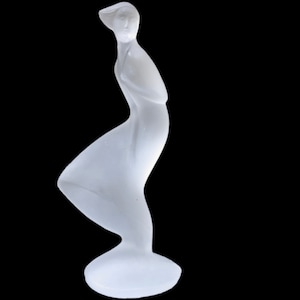 Ida Schwetz-Lehmann Fille tchèque dans la figurine de vent Curt Schlevogt Art Déco Statue Art Déco 1930s 1937 Art Boho Frozen Tchécoslovaquie