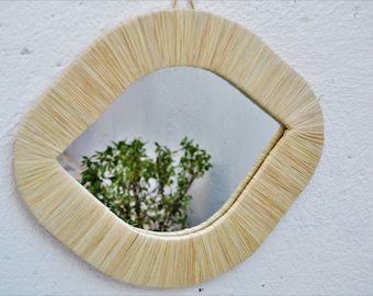 Eye Mirror Wall Decor, Eye Wall Hanging, Raffia Wall Hanging, Raffia Mirror, Hand Woven Wall Hanging, Small Hanging Mirror