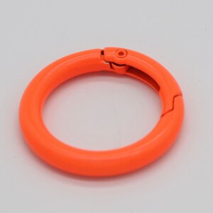 Runde Karabiner, Neon 1 Stück, 34 x 5 mm, Auswahl Neon Orange, Gelb oder Magenta Bild 5